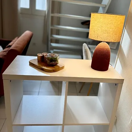 Апартаменты Le Cardinal-cosy Studio-clim-ecusson Montpellier-laconciergeriebynina Монпелье